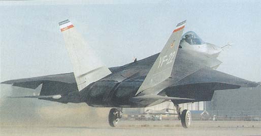 f22_3.jpg (20790 bytes)